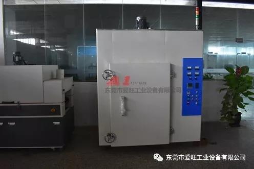 购买选择工业烤箱需要关注哪些方面？
